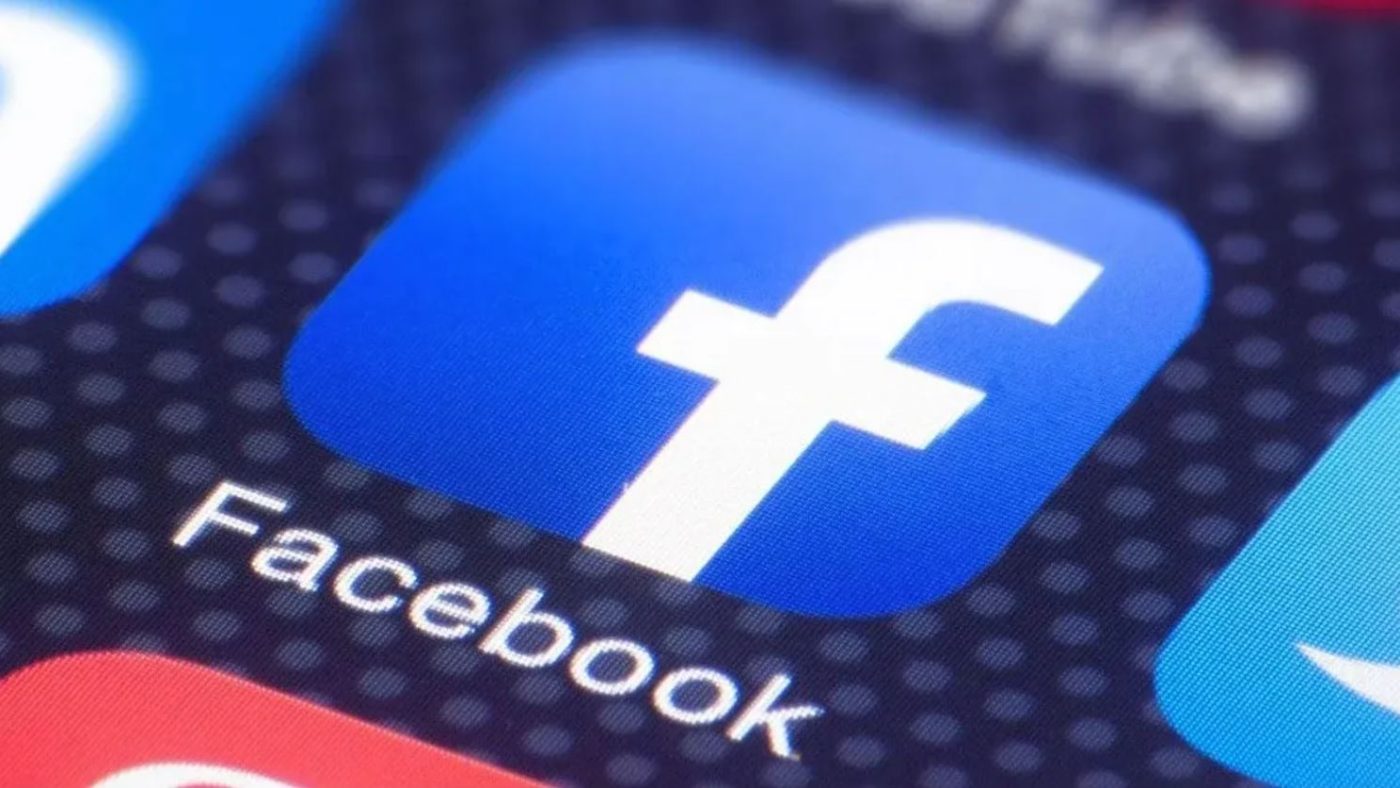 Azzal fenyeget Meta, hogy eltünteti a híreket a Facebookról