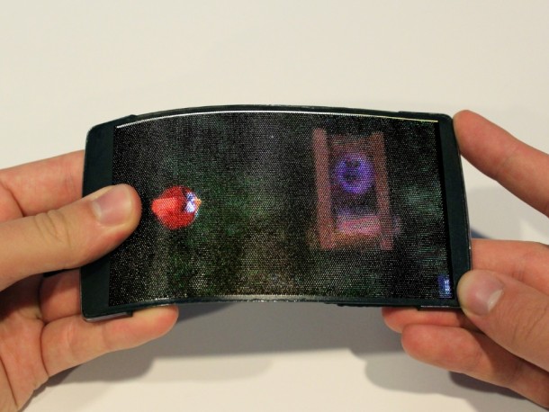 HoloFlex-smartphone