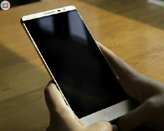 Images-of-the-ZTE-Nubia-X8-2