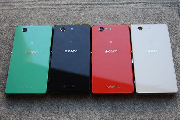 Sony-Xperia-Z3-Compact-press-1
