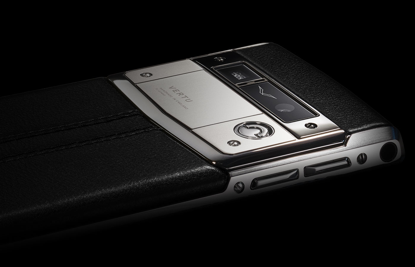 vertu-signature-touch-2